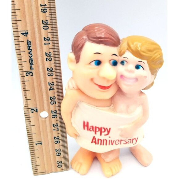 Happy Anniversary Russ Berrie Co Vintage Plastic Wedding Couple Naked Banner - Picture 2 of 11